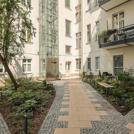 4 Personen Altbau Apartment Nahe Kurfuerstendamm - Romeo & Julia Berlin Exterior photo