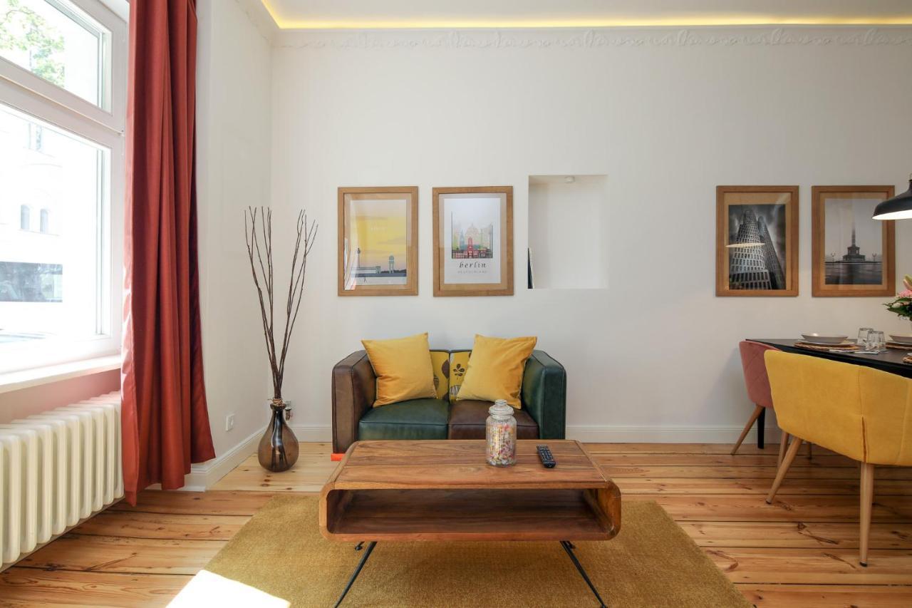 4 Personen Altbau Apartment Nahe Kurfuerstendamm - Romeo & Julia Berlin Exterior photo